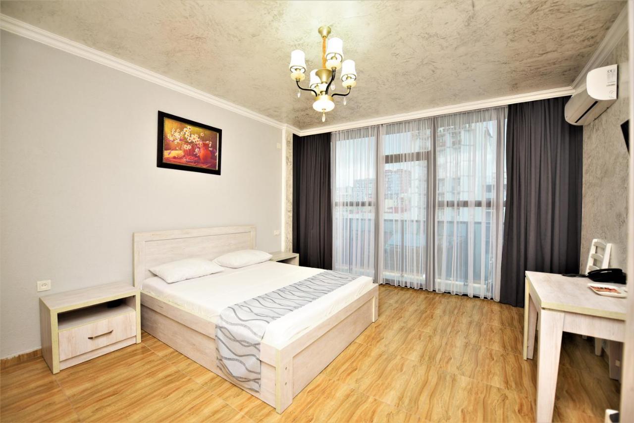Kazbegi Hotel باتومي المظهر الخارجي الصورة