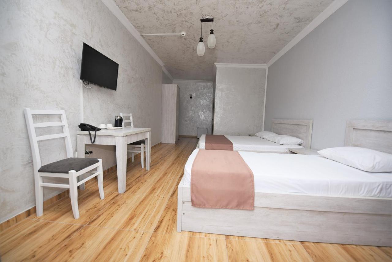 Kazbegi Hotel باتومي المظهر الخارجي الصورة