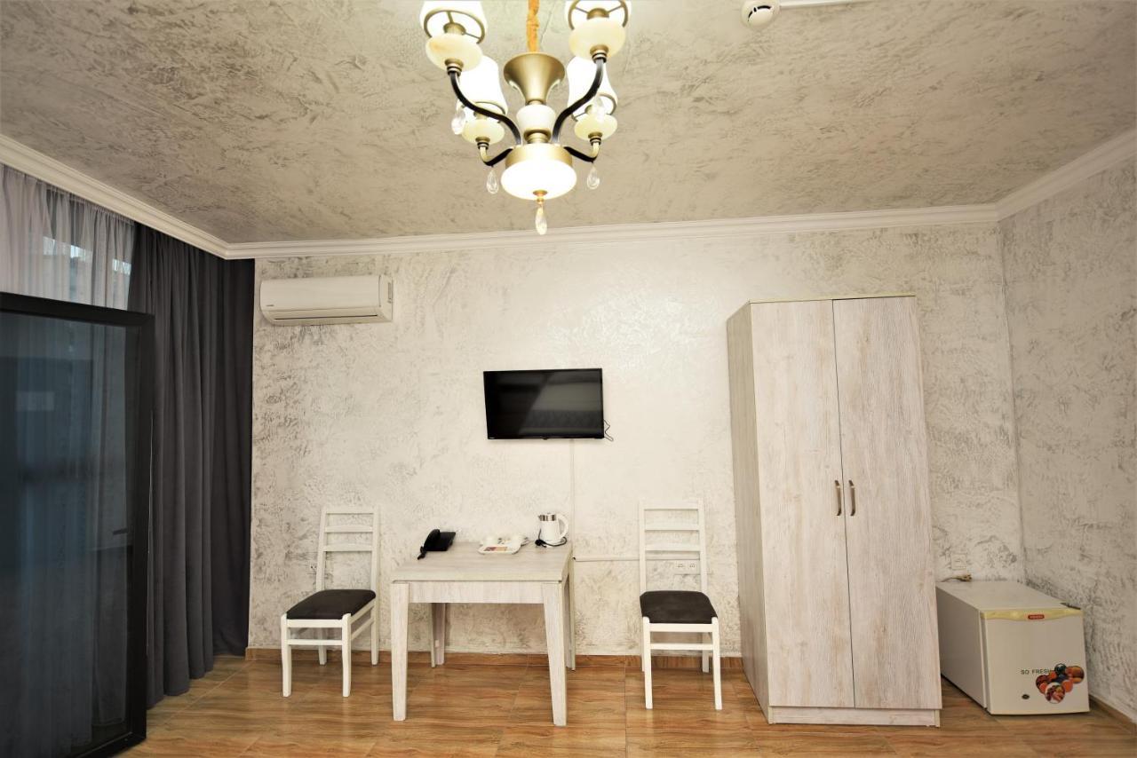 Kazbegi Hotel باتومي المظهر الخارجي الصورة