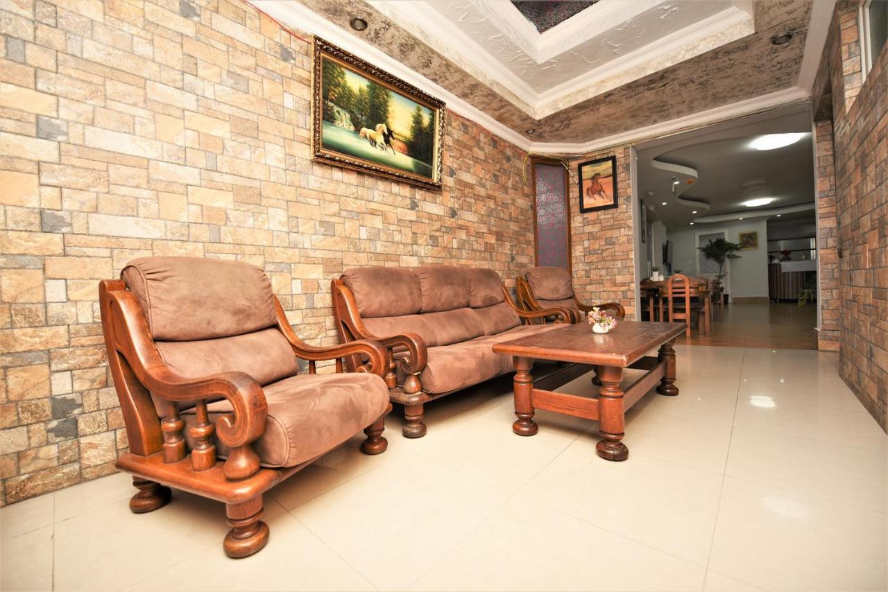 Kazbegi Hotel باتومي المظهر الخارجي الصورة